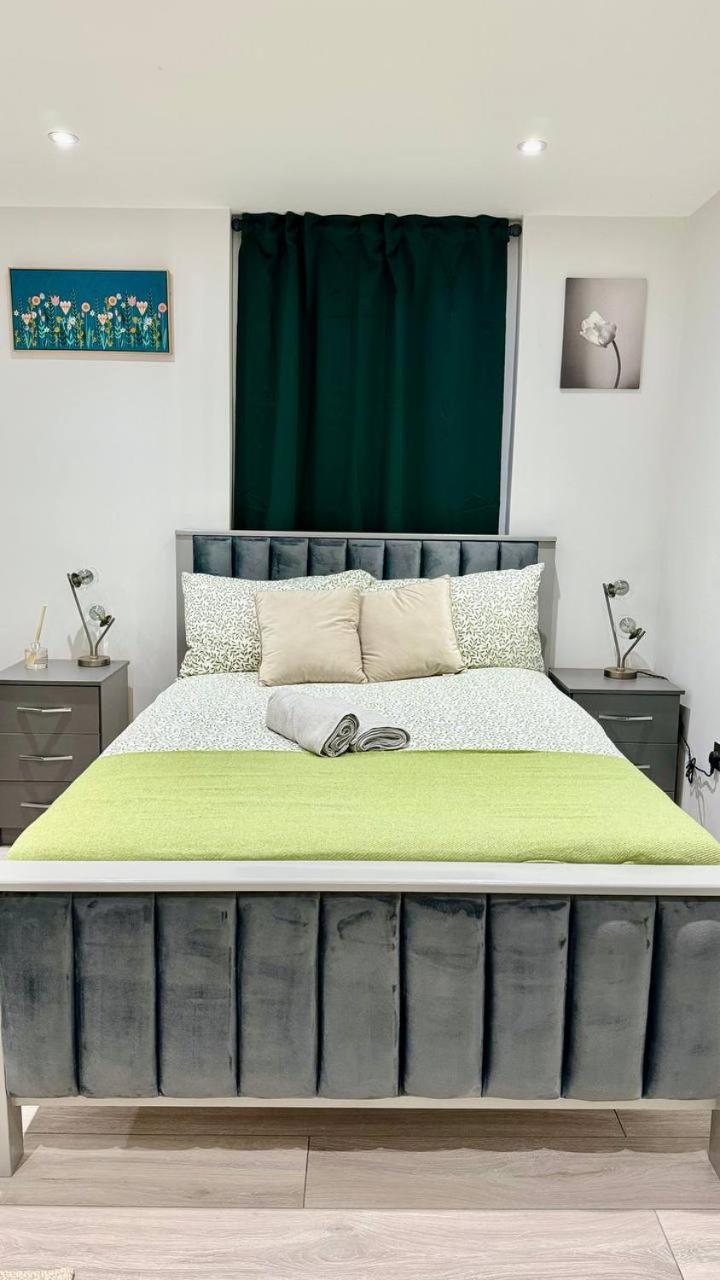 Guest&Rest Elite 2 Apartment Лондон Екстериор снимка