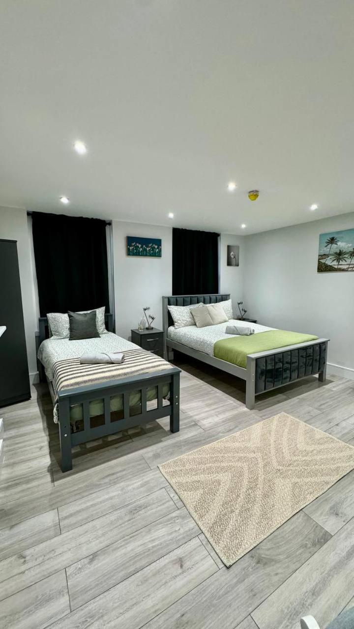 Guest&Rest Elite 2 Apartment Лондон Екстериор снимка